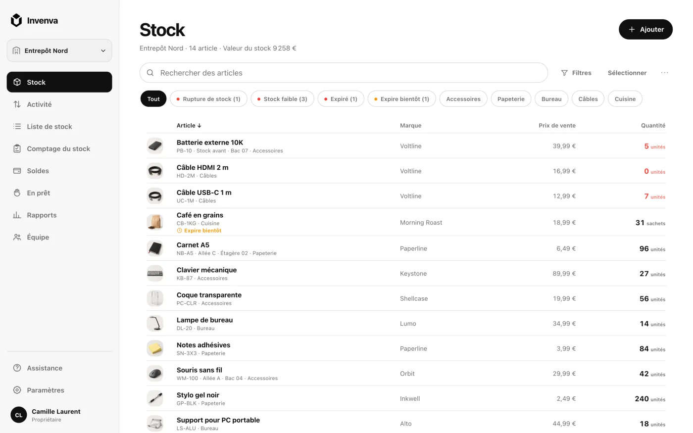 L'application web Invenva affichant une liste de stock avec quantités, catégories et alertes de stock bas